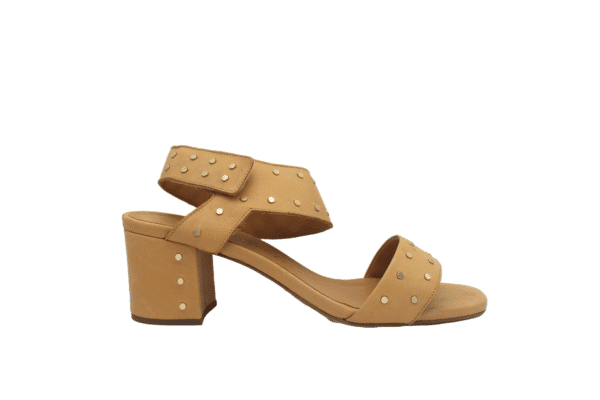 Sandalia Piel tachas oro Pedro Miralles