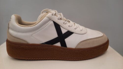 Zapatilla Munich Negro Rumba Sky