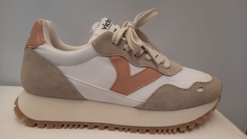 Zapatilla Victoria Melocotón Serraje-Nylon Dentada