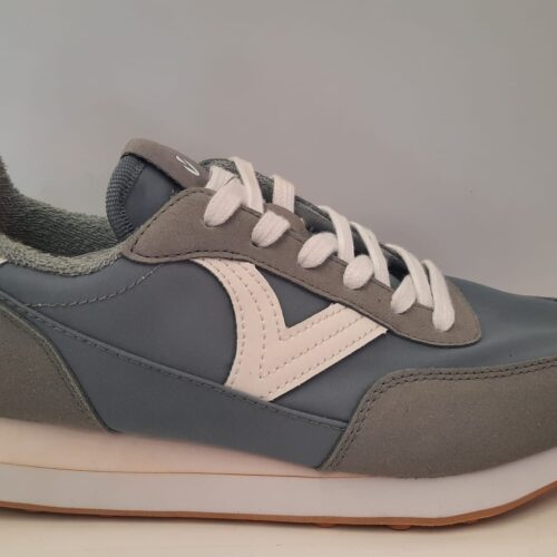 Zapatilla Victoria Astro Monocromo